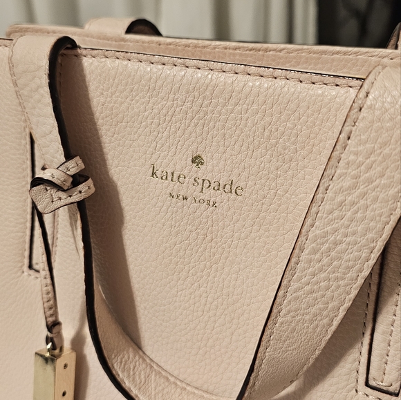 Kate Spade New York Pale Pink Leather Handle Bag/Crossbody Bag - Picture 6 of 15